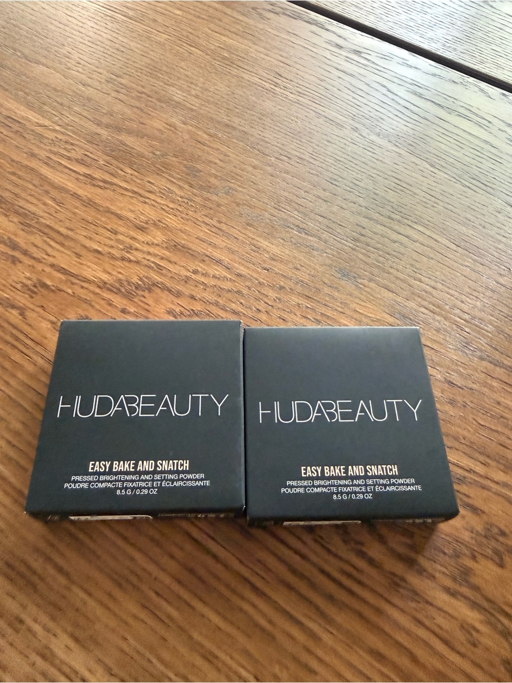 HUDA BEAUTY Easy Bake and Pressed Setting Powder - peach pie + banana bread